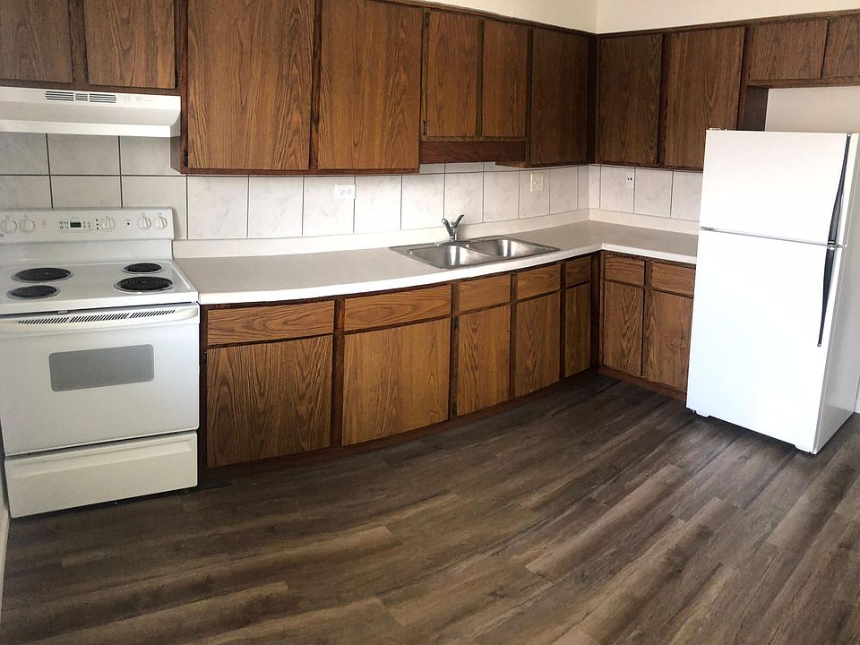 1st image of 816 Perry Dr APT 3A
