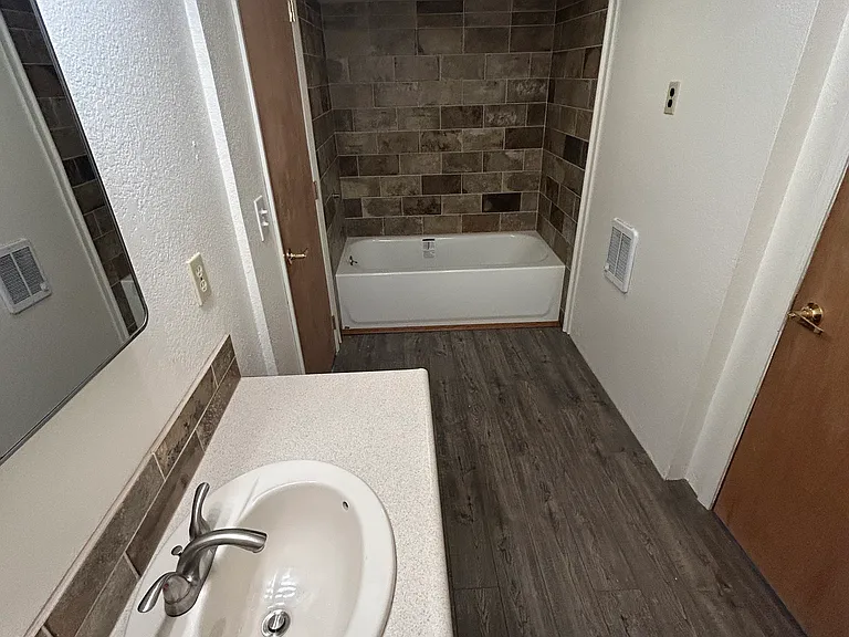 33132 Van Dissel Rd SE — Photo 9