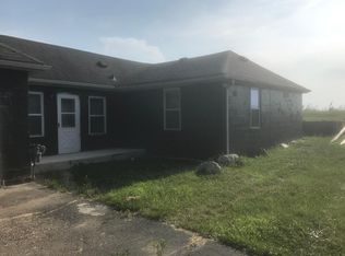 7195 Canal St, Newport, MI 48166