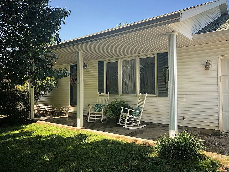 1st image of 3 Autumn Ln