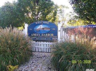 18 Anita Pl, Amity Harbor, NY 11701