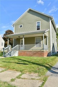 312 N Broad St, Grove City, PA, 16127