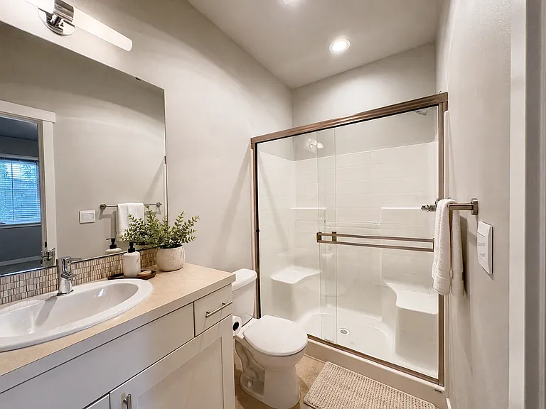1325 Seattle Hill Rd #L2 — Photo 6