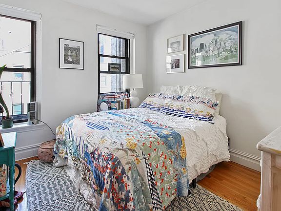 4th image of 207 E 88th St APT 5D