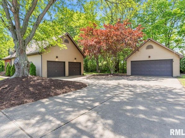 1100 Harmony Ct, Springfield, IL 62703