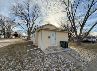 1001 W 9th St, Sterling, IL 61081