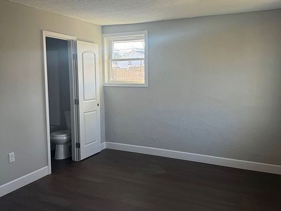 3rd image of 1510 Aurora Ave SE