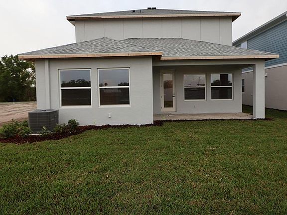 7th image of this home