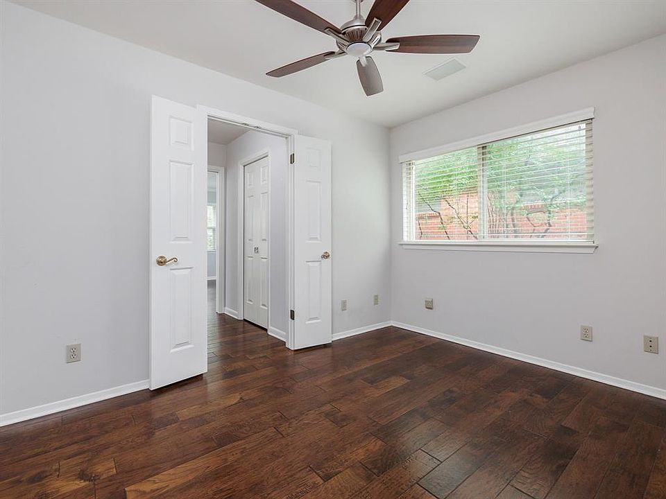 1st image of 8715 Tallwood Dr