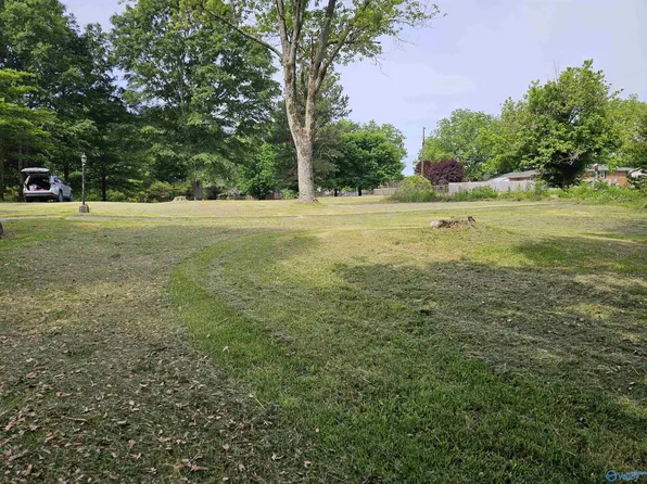 1565 Lincoln St NE, Arab, AL 35016