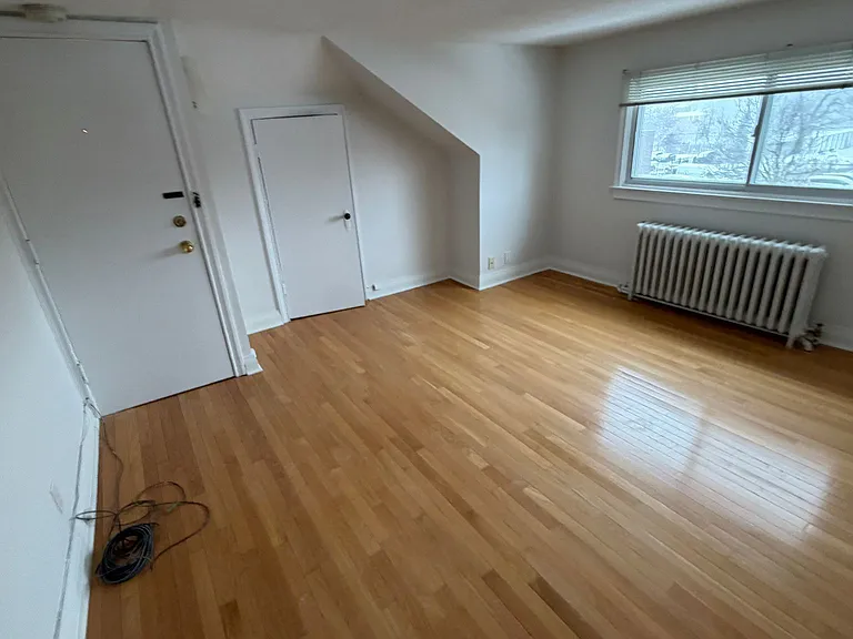 354 Annette St #1 — Photo 5