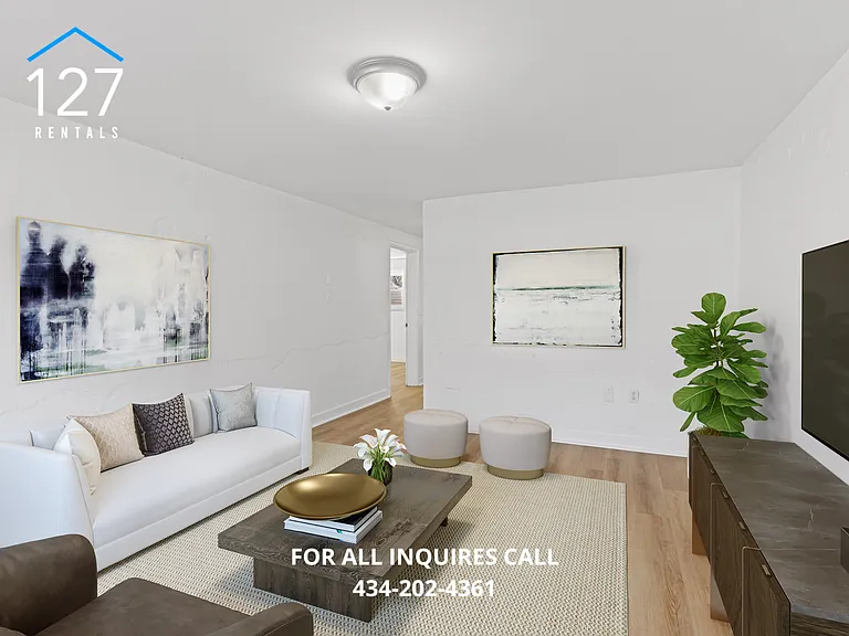 4710 Greenwood Dr #10 — Photo 2