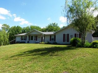 1682 Hackberry Dr, Union, MO 63084