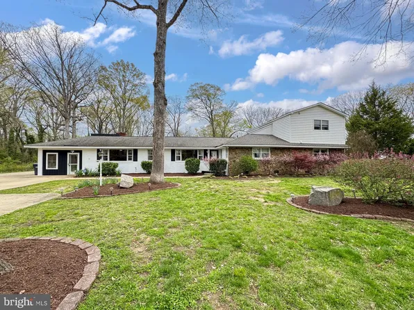 7721 Schelhorn Rd, Alexandria, VA 22306