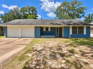 4690 Fieldwood Ln, Beaumont, TX 77706