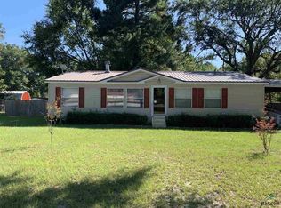 808 W Paschal St, Troup, TX 75789