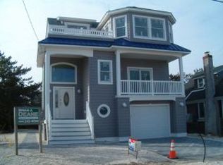 10 E Goldsborough Ave, Brant Beach, NJ