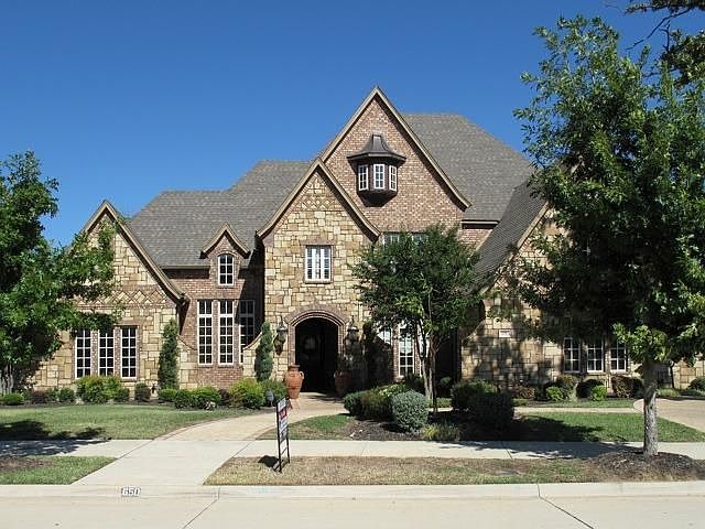 1st image of 650 Castle Rock Dr