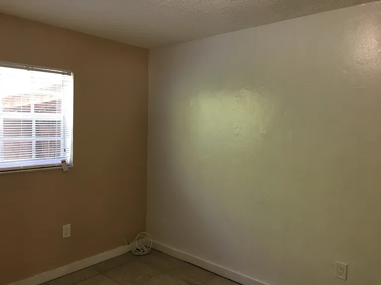 13725 NE 3rd Ct — Photo 23