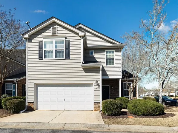 317 W Oaks Trl, Woodstock, GA 30188