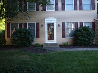 3532 Skyline Dr, Bethlehem, PA 18020