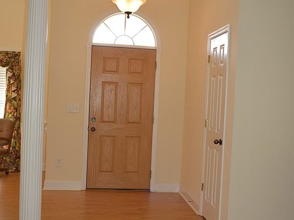 5th image of 5008 Briarwood Ct