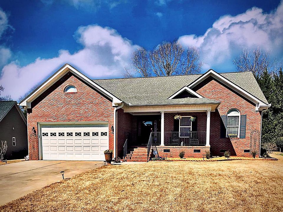 1st image of 151 Kinkade Dr