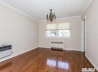 5th image of 3693 Woodbridge Ln N