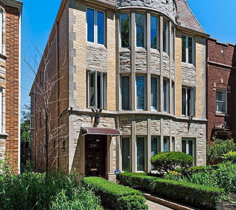 1st image of 5534 W Berteau Ave #2