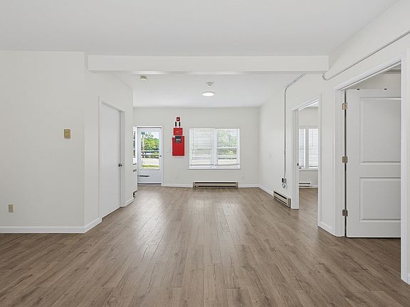 5th image of 130 High St