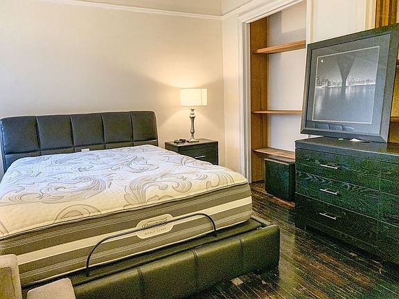 3rd image of 25 Tudor City Pl APT 1209