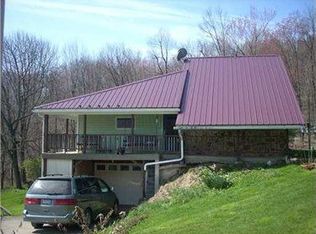 557 Mountain Rd, Fairhope, PA 15538