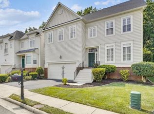 7516 Lindberg Dr, Alexandria, VA 22306