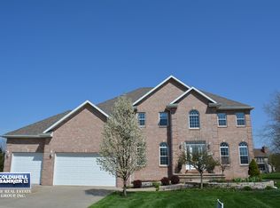 N8410 N Shore Rd, Menasha, WI 54952