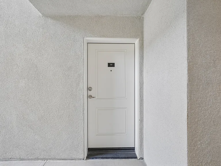Gallery Park Apartments — Photo 121