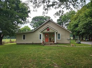 277 Short St, Hornbeak, TN 38232