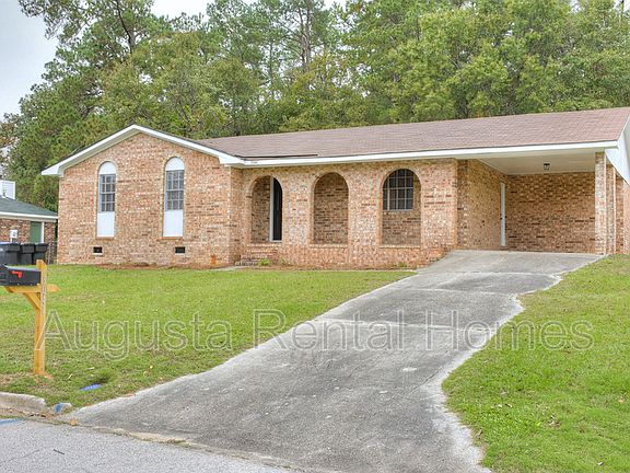 2nd image of 3041 Silverwood Dr