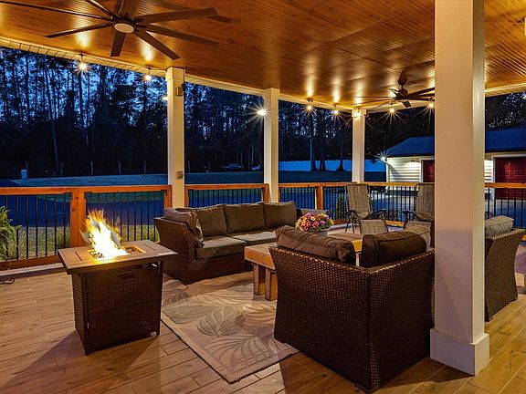 5th image of 1204 Firethorne Ln