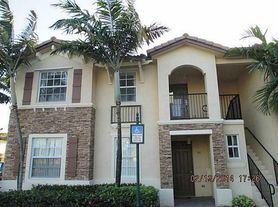 1570 NE 33rd Rd, Homestead, FL