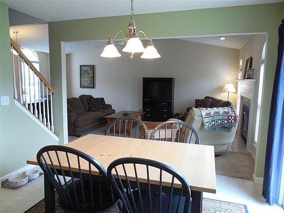 5th image of 1218 Stableview Cir