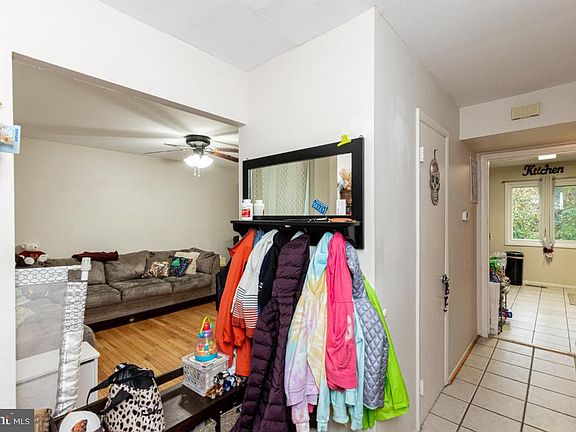 3rd image of 12685 Castile Ct
