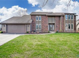 310 Coventry Ct, Perrysburg, OH 43551