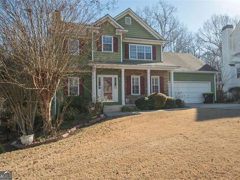 116 Sagamore Ln — Photo 1
