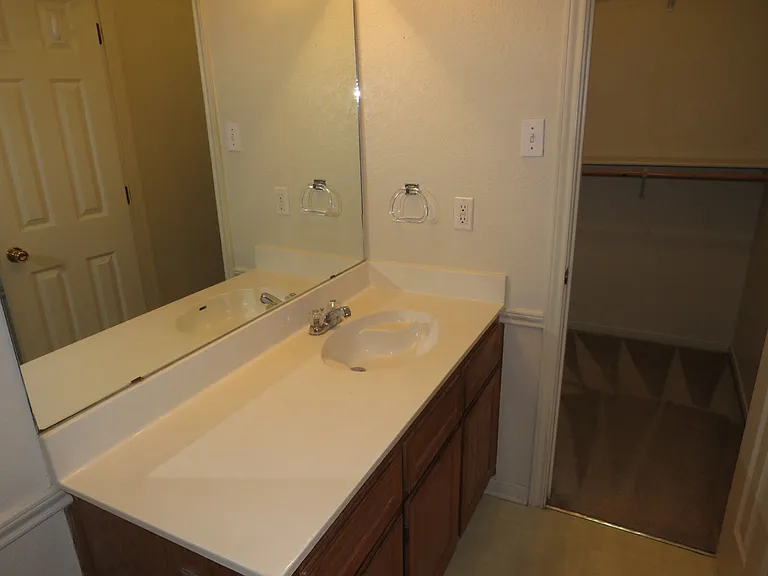 2706 David Dr — Photo 15