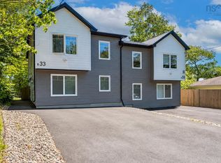 33 McIntosh St #B, Halifax, NS B3R 1G9