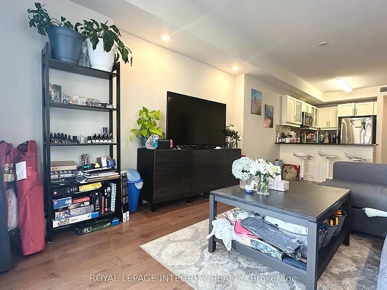 195 Besserer St #504 — Photo 7