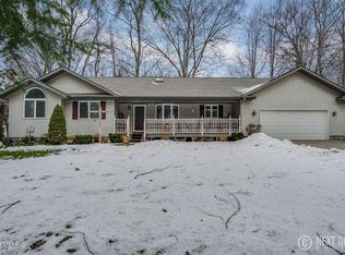 2434 Alder Dr, Fruitport, MI 49415