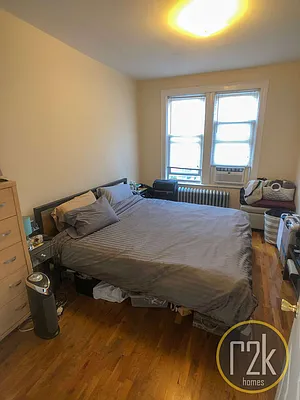 Rented by Realty 2000 Corp | media 27