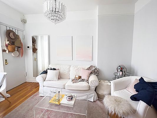 1st image of 128 Thompson St APT 24
