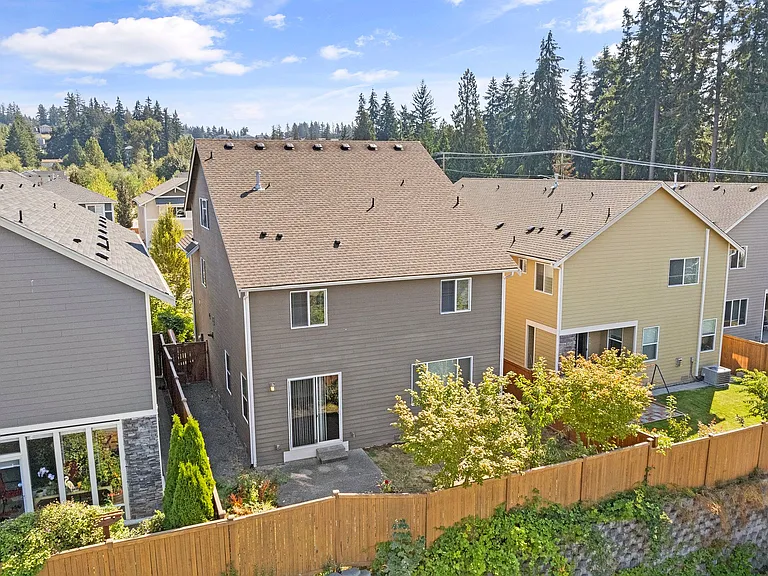 22718 36th Dr SE — Photo 34